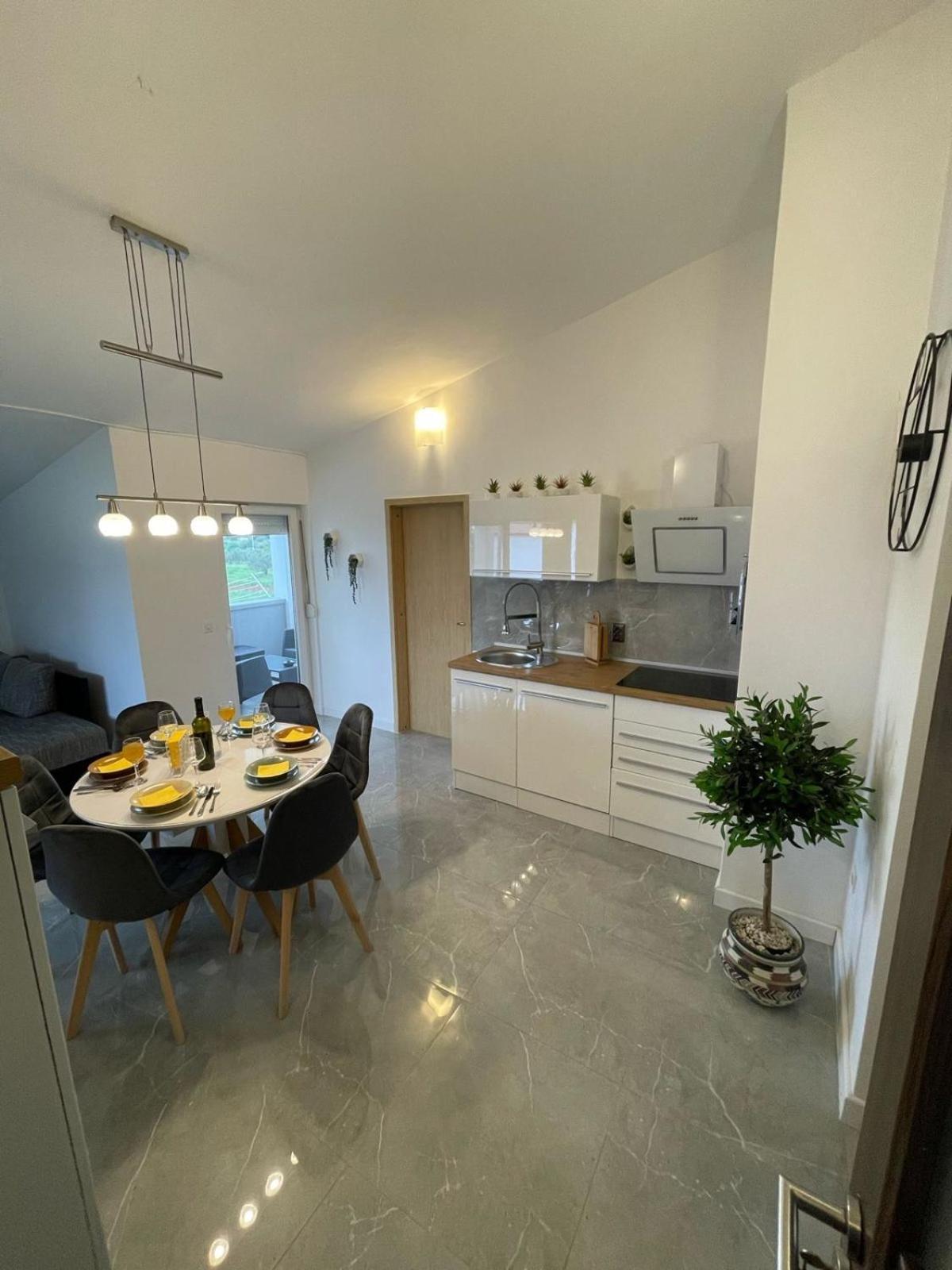 ביבינייה Apartments Mia מראה חיצוני תמונה